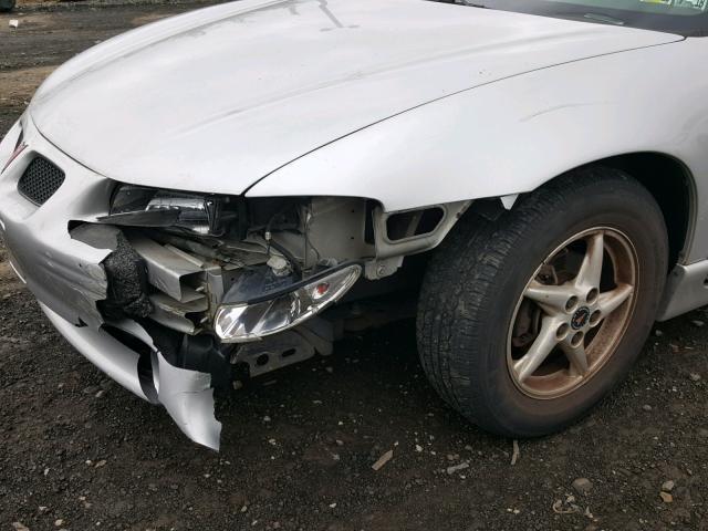 1G2WR52112F238172 - 2002 PONTIAC GRAND PRIX SILVER photo 9