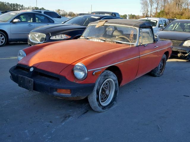 GHN5UH433831 - 1977 MG CONVERTIBL RED photo 2