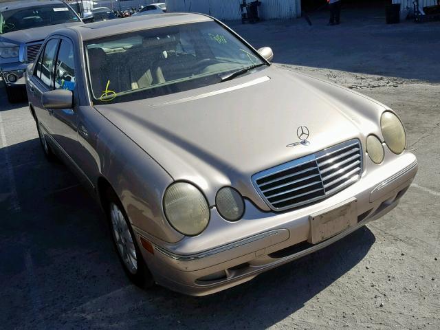 WDBJF65J21B319623 - 2001 MERCEDES-BENZ E 320 GOLD photo 1