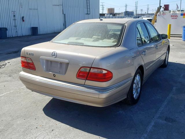 WDBJF65J21B319623 - 2001 MERCEDES-BENZ E 320 GOLD photo 4