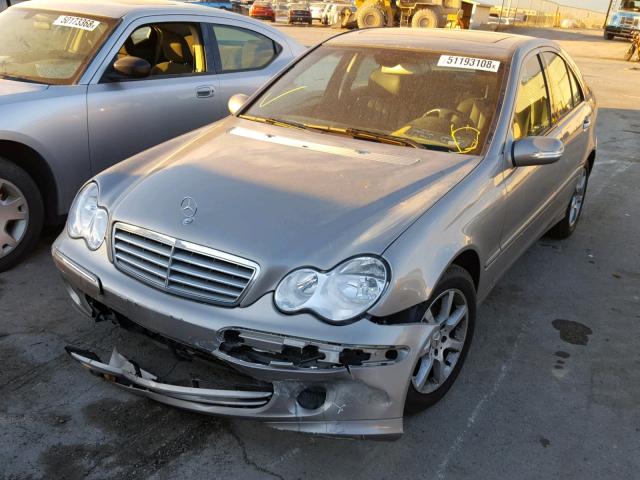 WDBRF92H37F921244 - 2007 MERCEDES-BENZ C 280 4MAT SILVER photo 2