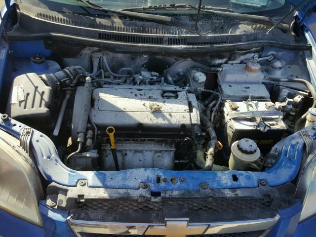 KL1TD56EX9B669757 - 2009 CHEVROLET AVEO LS BLUE photo 7