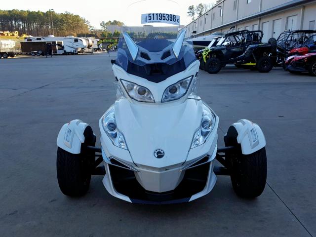 2BXNBDD28FV005374 - 2015 CAN-AM SPYDER ROA WHITE photo 2