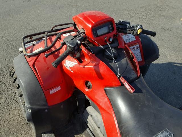 1HFTE260194803011 - 2009 HONDA TRX500 FA RED photo 5