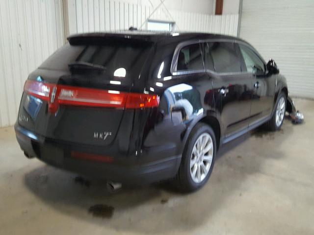 2LMHJ5FK3GBL00405 - 2016 LINCOLN MKT BLACK photo 4