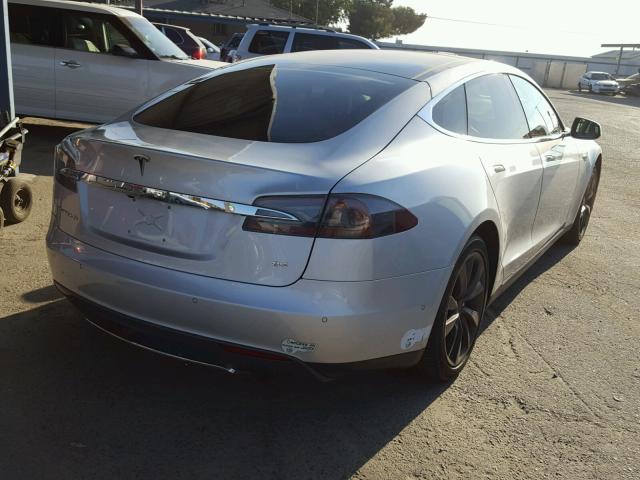 5YJSA1H1XFFP74551 - 2015 TESLA MODEL S 85 SILVER photo 4