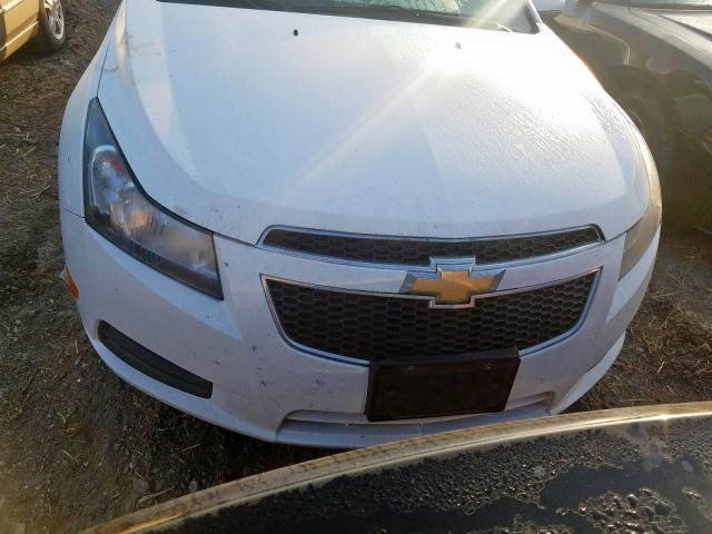 1G1P75SZ8E7100227 - 2014 CHEVROLET CRUZE WHITE photo 9