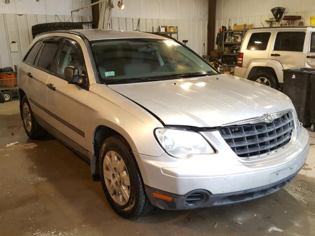 2A8GF48XX8R653323 - 2008 CHRYSLER PACIFICA L SILVER photo 1