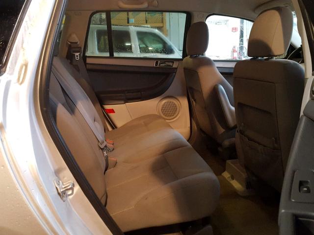 2A8GF48XX8R653323 - 2008 CHRYSLER PACIFICA L SILVER photo 6