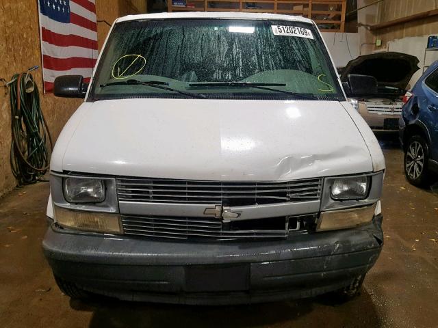 1GCDL19W7YB216675 - 2000 CHEVROLET ASTRO WHITE photo 9