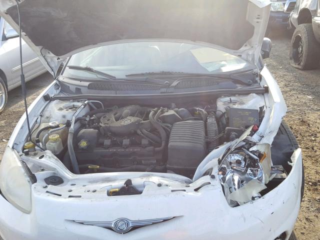 1C3EL65U71N651131 - 2001 CHRYSLER SEBRING LI WHITE photo 7