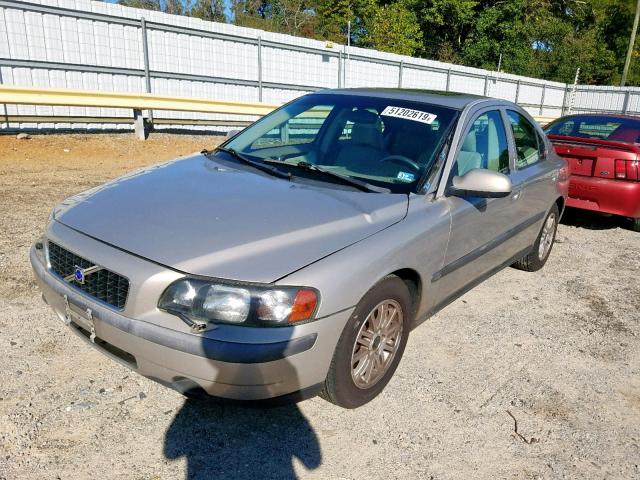 YV1RS61T132274419 - 2003 VOLVO S60 TAN photo 2