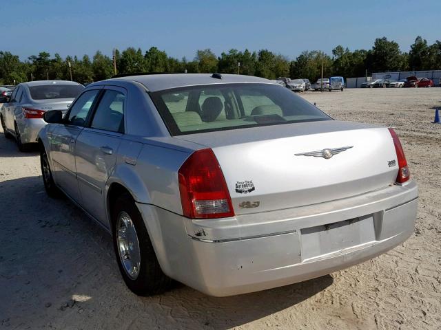 2C3KA53GX6H113961 - 2006 CHRYSLER 300 TOURIN SILVER photo 3