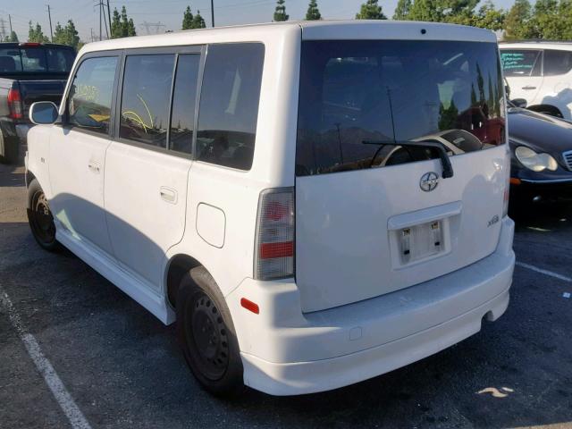 JTLKT324654023496 - 2005 TOYOTA SCION XB თეთრი ფოტო 3