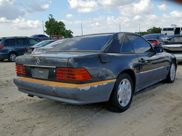 WDBFA63E7SF109037 - 1995 MERCEDES-BENZ SL 320 BLACK photo 4