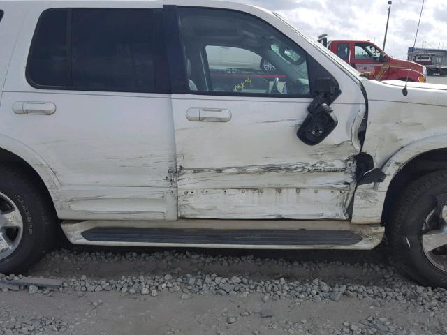 1FMZU75W54ZA70771 - 2004 FORD EXPLORER L WHITE photo 9