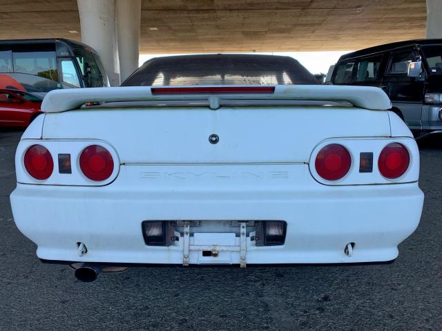 HCR32261674 - 1991 NISSAN SKYLINE WHITE photo 6