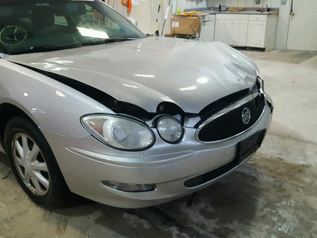 2G4WD582261271622 - 2006 BUICK LACROSSE C GRAY photo 9