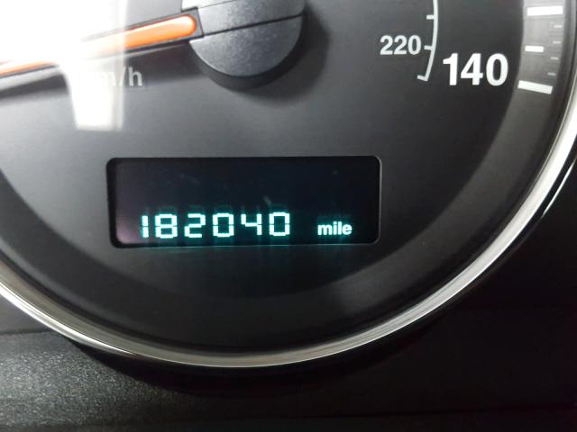 1J8HG48N27C678868 - 2007 JEEP COMMANDER WHITE photo 8