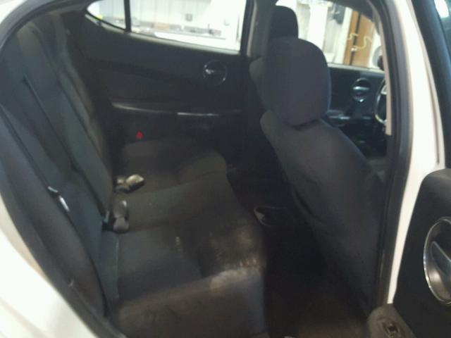 2G2WP552471177148 - 2007 PONTIAC GRAND PRIX WHITE photo 6