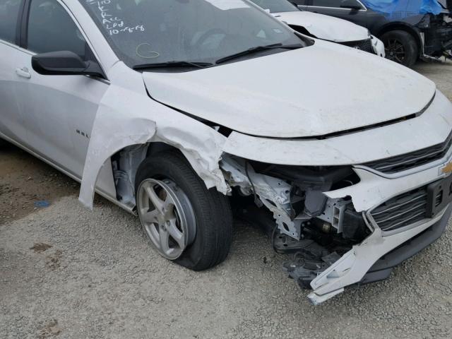 1G1ZB5ST8JF106497 - 2018 CHEVROLET MALIBU LS 白色 照片 9