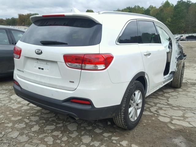 5XYPG4A33GG095071 - 2016 KIA SORENTO LX WHITE photo 4