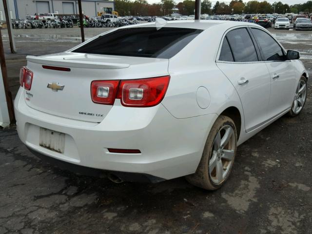 1G11G5SX8FF303095 - 2015 CHEVROLET MALIBU LTZ თეთრი ფოტო 4