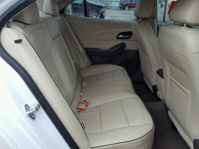 1G11G5SX8FF303095 - 2015 CHEVROLET MALIBU LTZ თეთრი ფოტო 6