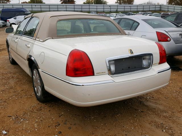 1LNHM83V87Y616680 - 2007 LINCOLN TOWN CAR D WHITE photo 3