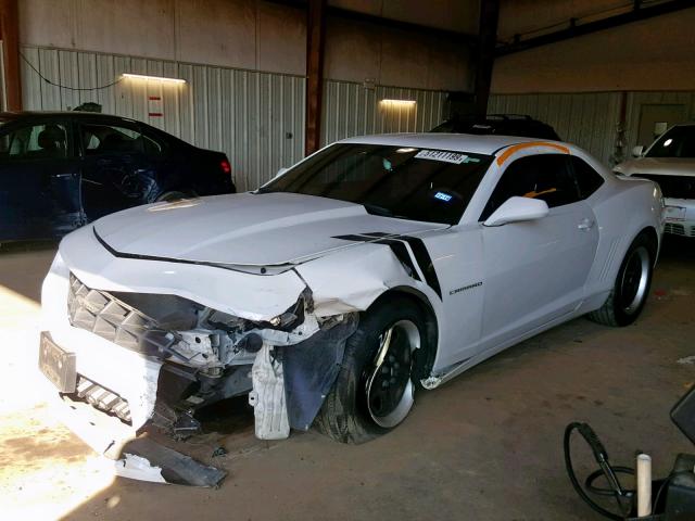 2G1FA1E32D9240820 - 2013 CHEVROLET CAMARO LS WHITE photo 2