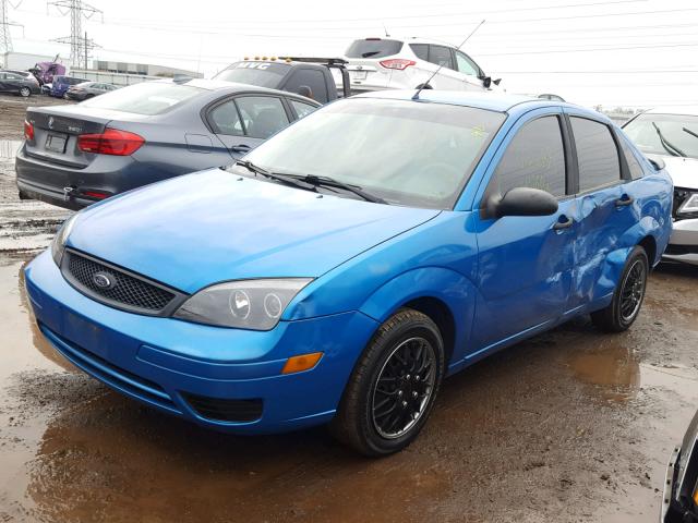 1FAFP34N67W198304 - 2007 FORD FOCUS ZX4 BLUE photo 2