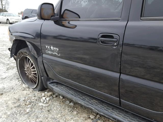 1GKEK63UX2J185158 - 2002 GMC DENALI BLACK photo 9