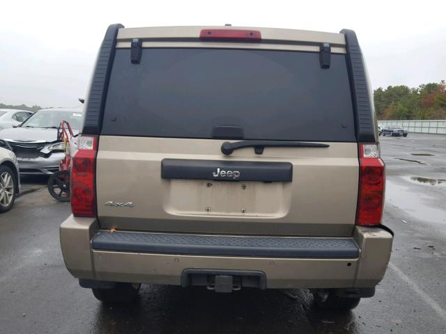 1J8HG48NX6C221420 - 2006 JEEP COMMANDER TAN photo 9