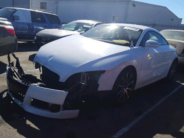 TRUVD38J891023225 - 2009 AUDI TT WHITE photo 2