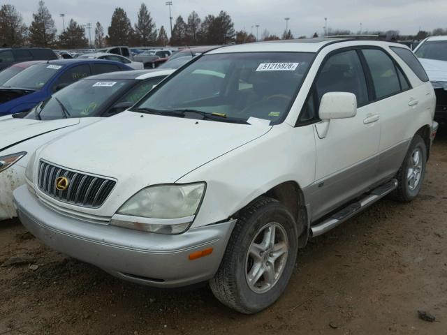 JTJHF10U310171950 - 2001 LEXUS RX 300 WHITE photo 9