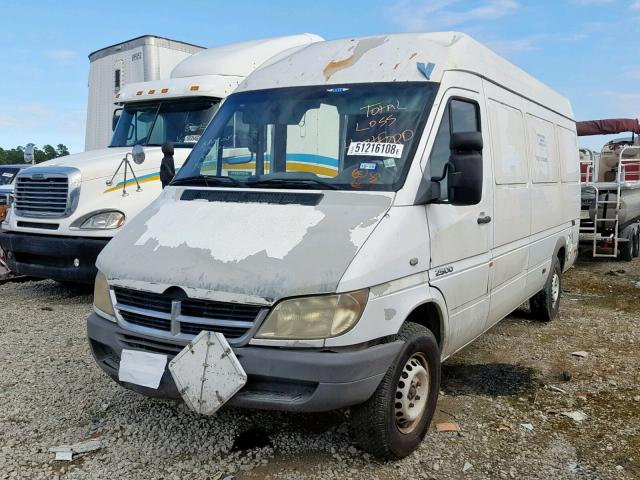 WD0PD744055822713 - 2005 DODGE SPRINTER 2 WHITE photo 2