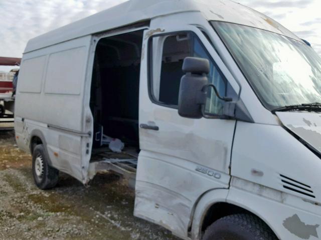 WD0PD744055822713 - 2005 DODGE SPRINTER 2 WHITE photo 9