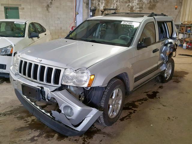 1J4HR48N85C557111 - 2005 JEEP GRAND CHER SILVER photo 2