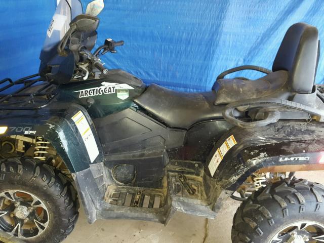 4UF14ATV0ET205306 - 2014 ARCTIC CAT 700 EFI GREEN photo 9