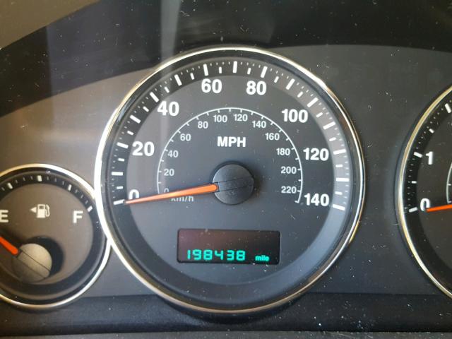 1J8HG48K56C156465 - 2006 JEEP COMMANDER BLACK photo 8