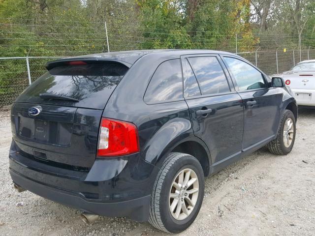 2FMDK3GC5DBE33925 - 2013 FORD EDGE SE BLACK photo 4