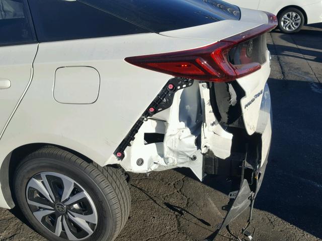 JTDKARFP0J3079653 - 2018 TOYOTA PRIUS PRIM 白色 照片 9