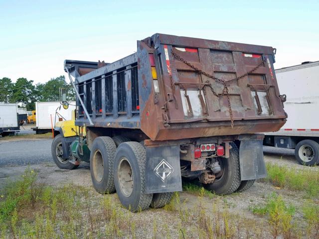 1M2P268C9YM047828 - 2000 MACK 600 RD600 YELLOW photo 3