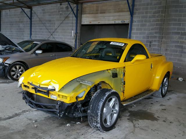 1GCES14P14B108523 - 2004 CHEVROLET SSR 黄色 照片 2