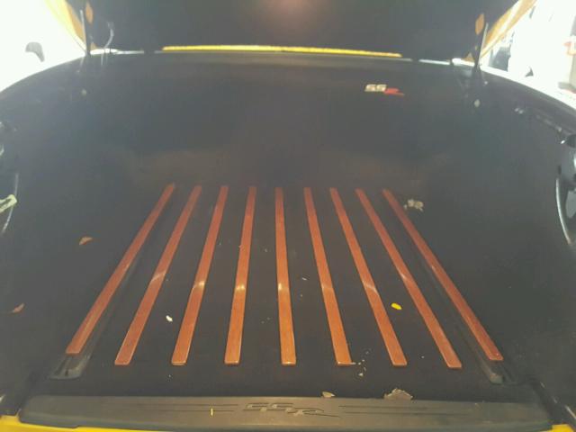 1GCES14P14B108523 - 2004 CHEVROLET SSR 黄色 照片 6