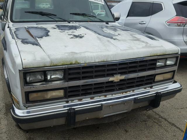 1GNER16K2MF101691 - 1991 CHEVROLET SUBURBAN R WHITE photo 9