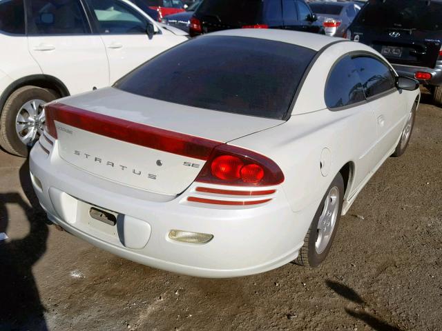 4B3AG42H32E138874 - 2002 DODGE STRATUS SE WHITE photo 4