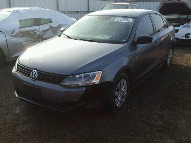 3VW1K7AJ6CM426224 - 2012 VOLKSWAGEN JETTA BASE Գրաֆիտ լուսանկար 2