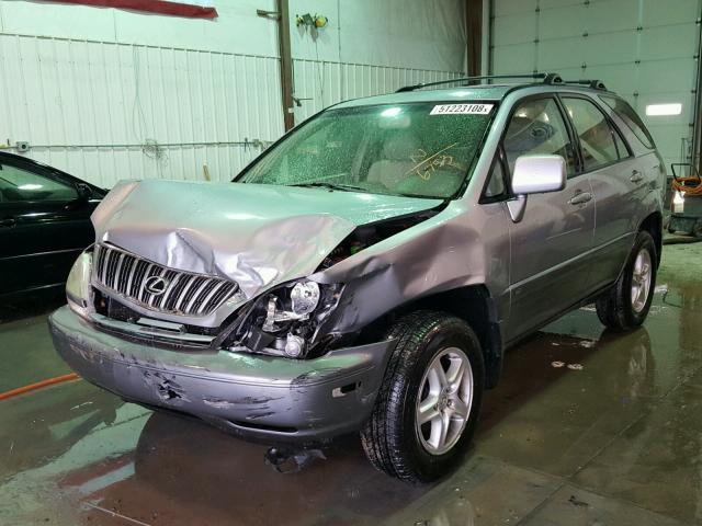 JTJHF10U220246753 - 2002 LEXUS RX 300 SILVER photo 2