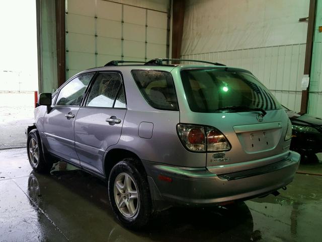 JTJHF10U220246753 - 2002 LEXUS RX 300 SILVER photo 3